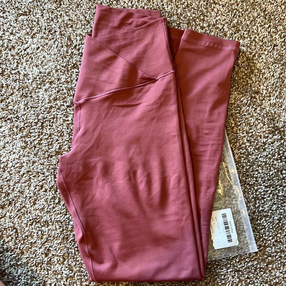 Pink lily leggings